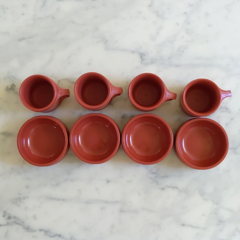 Stackable Plastic Bowl and Cup, Set of 4.